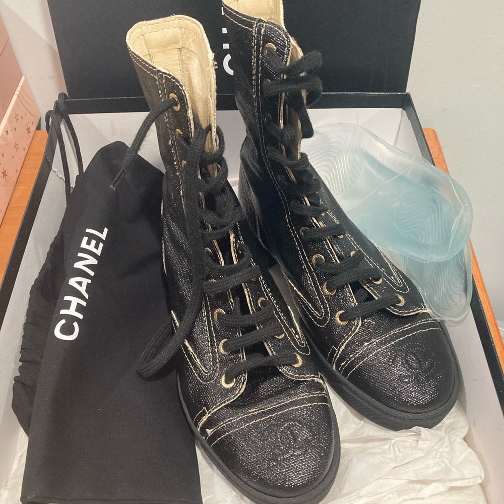 CHANEL Coated Canvas Lace Up Combat Boots 37 Black - Picture 10 of 15